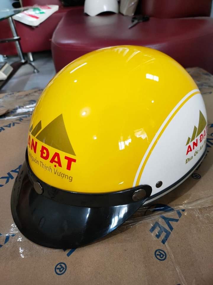 nón bảo hiểm in logo theo yêu cầu