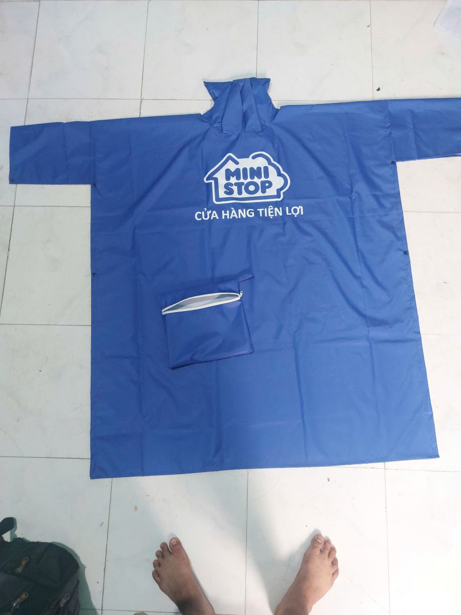Công ty in áo  mưa theo yêu cầu thương hiệu MINISTOP