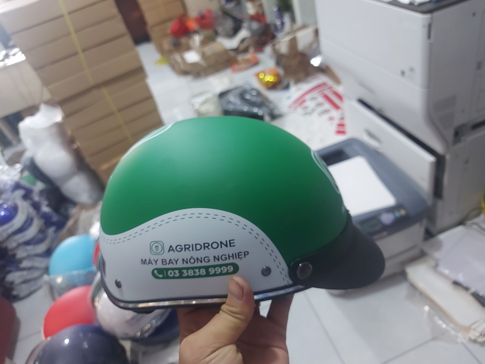 mũ bảo hiểm in logo công ty Agridrone