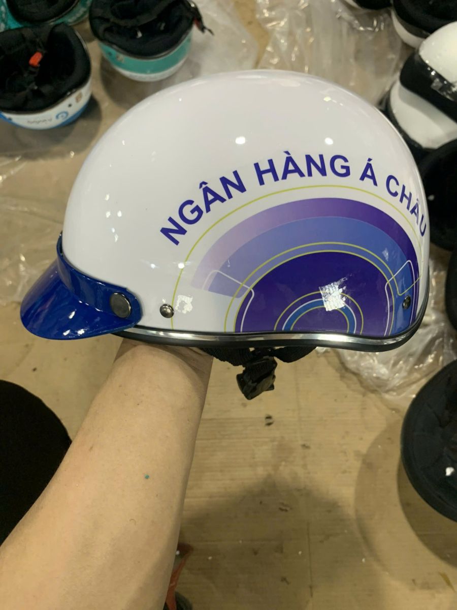 Mũ bảo hiểm in logo thương hiệu ngân hàng ACB 2025