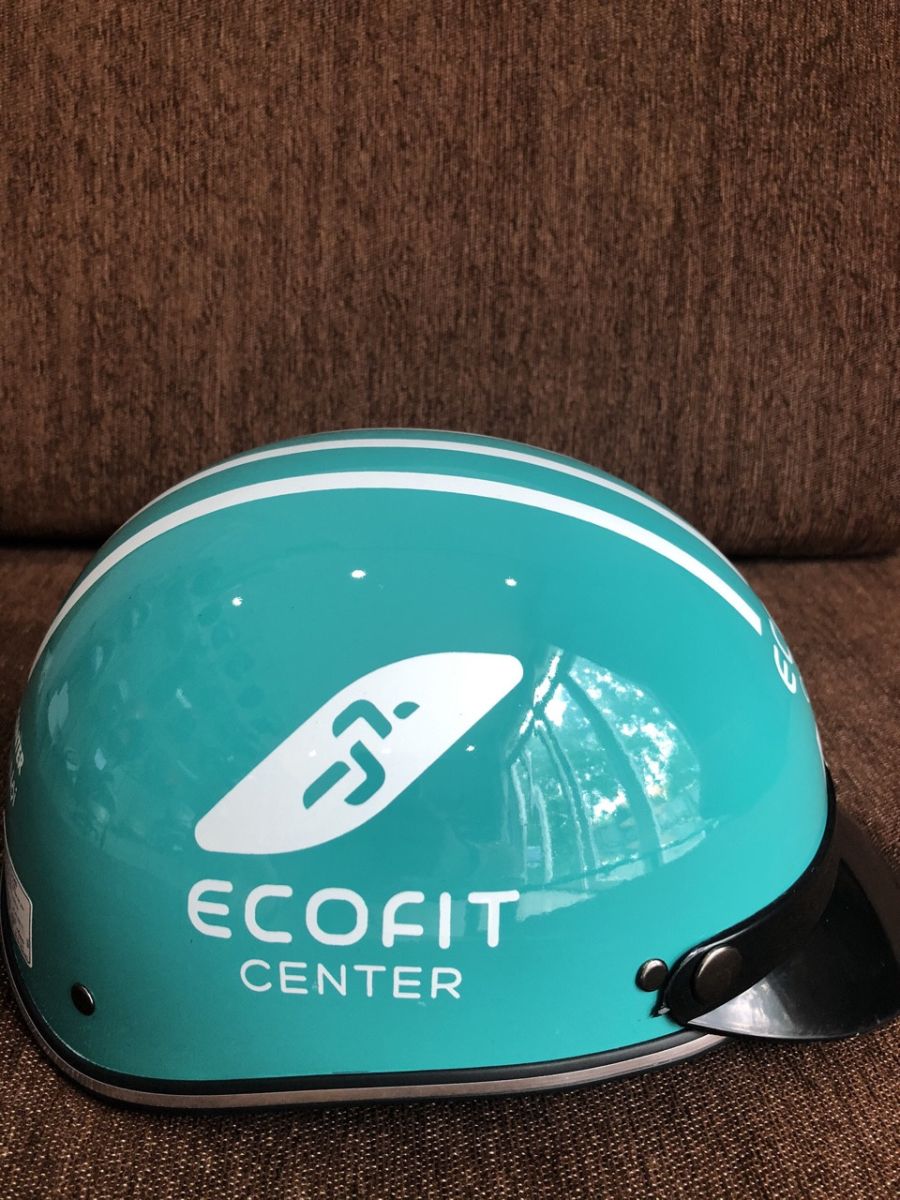 Nón bảo hiểm in logo công ty Ecofit Center