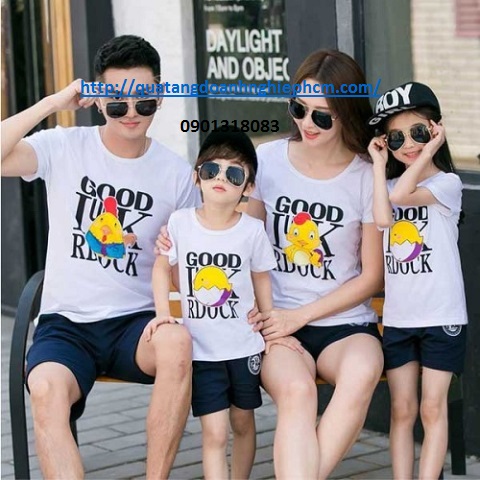 đồng phục gia đình in logo theo yêu cầu 1